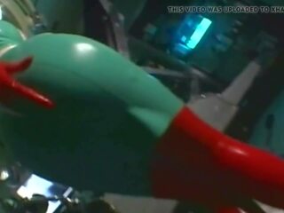 잘 알려진 일본의 간호사 우유 샤프트 에 빨강 유액 장갑